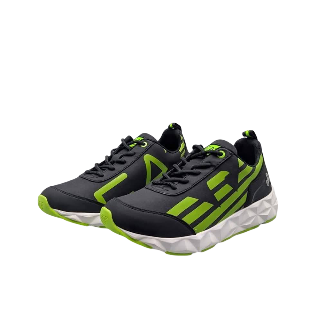 SNEAKER M667